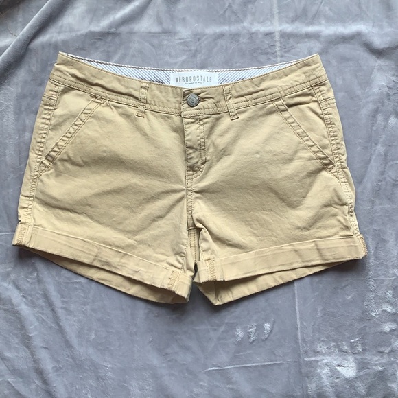 🎄Aeropostale khaki midi twill shorts 10 - Picture 1 of 6